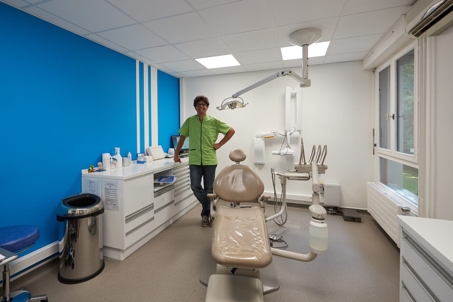 Dr. Benoit Berlioz dans sa salle de soins